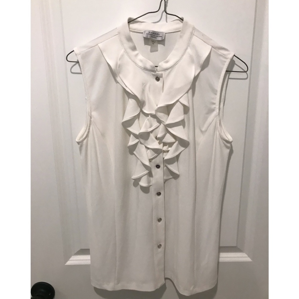 NWOT Tahari blouse